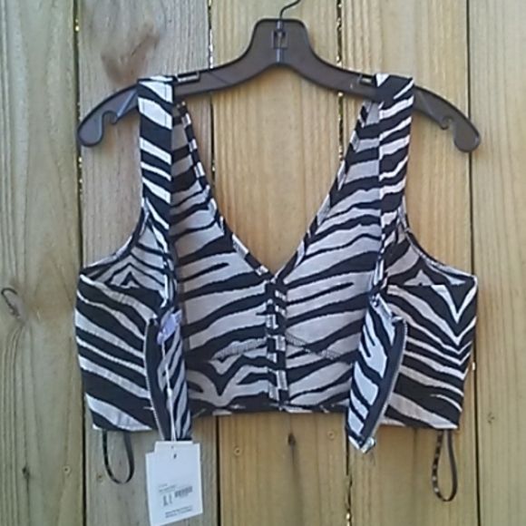 𝅺NWT- Missguided- Zebra Jacquard Bralet - Picture 4 of 8